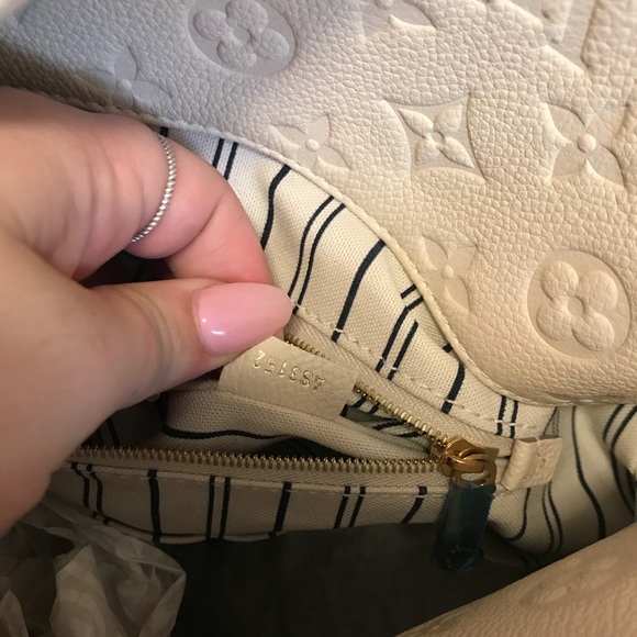 SOLD ✖️ - Picture 5 of 8